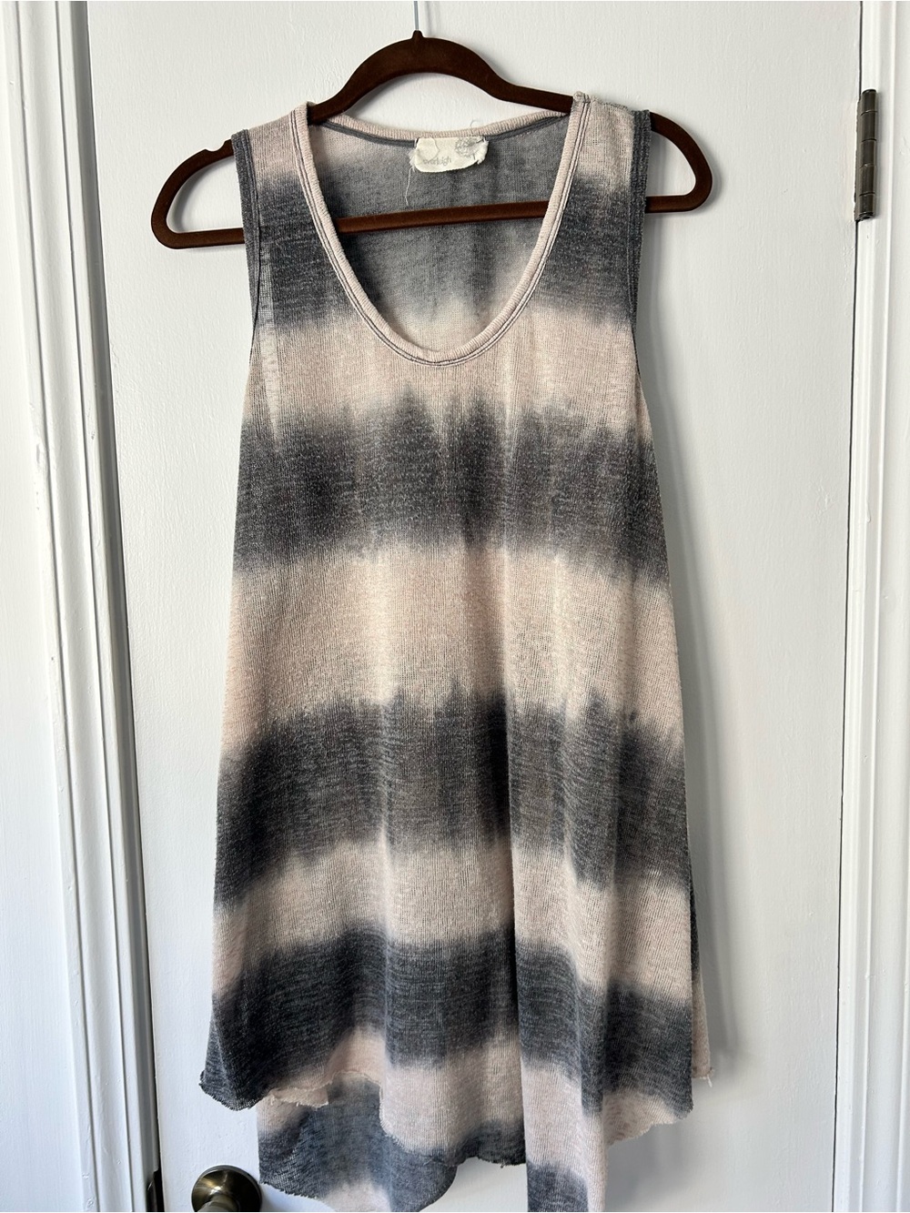 Sleeveless Tie-Dye Tunic in Black & Cream